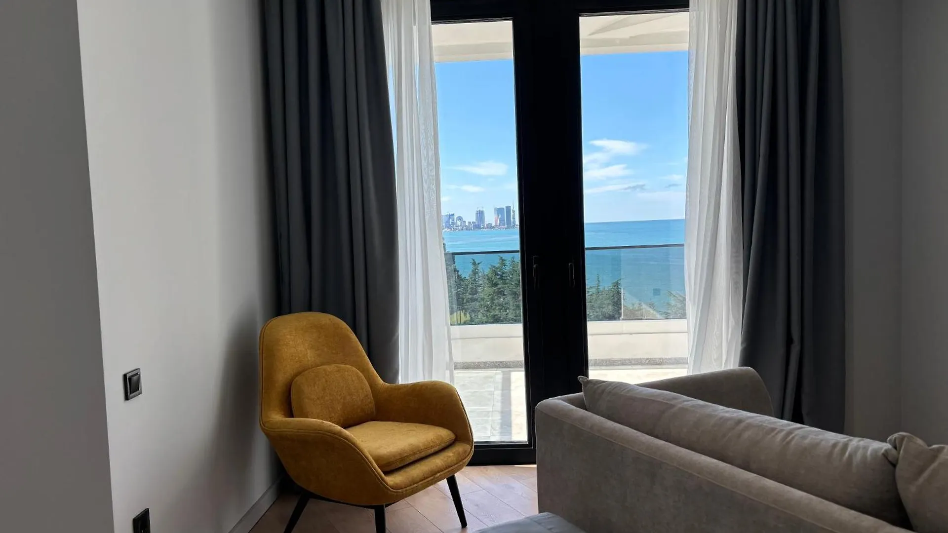 New Apartments Mziuri Gardens Batumi