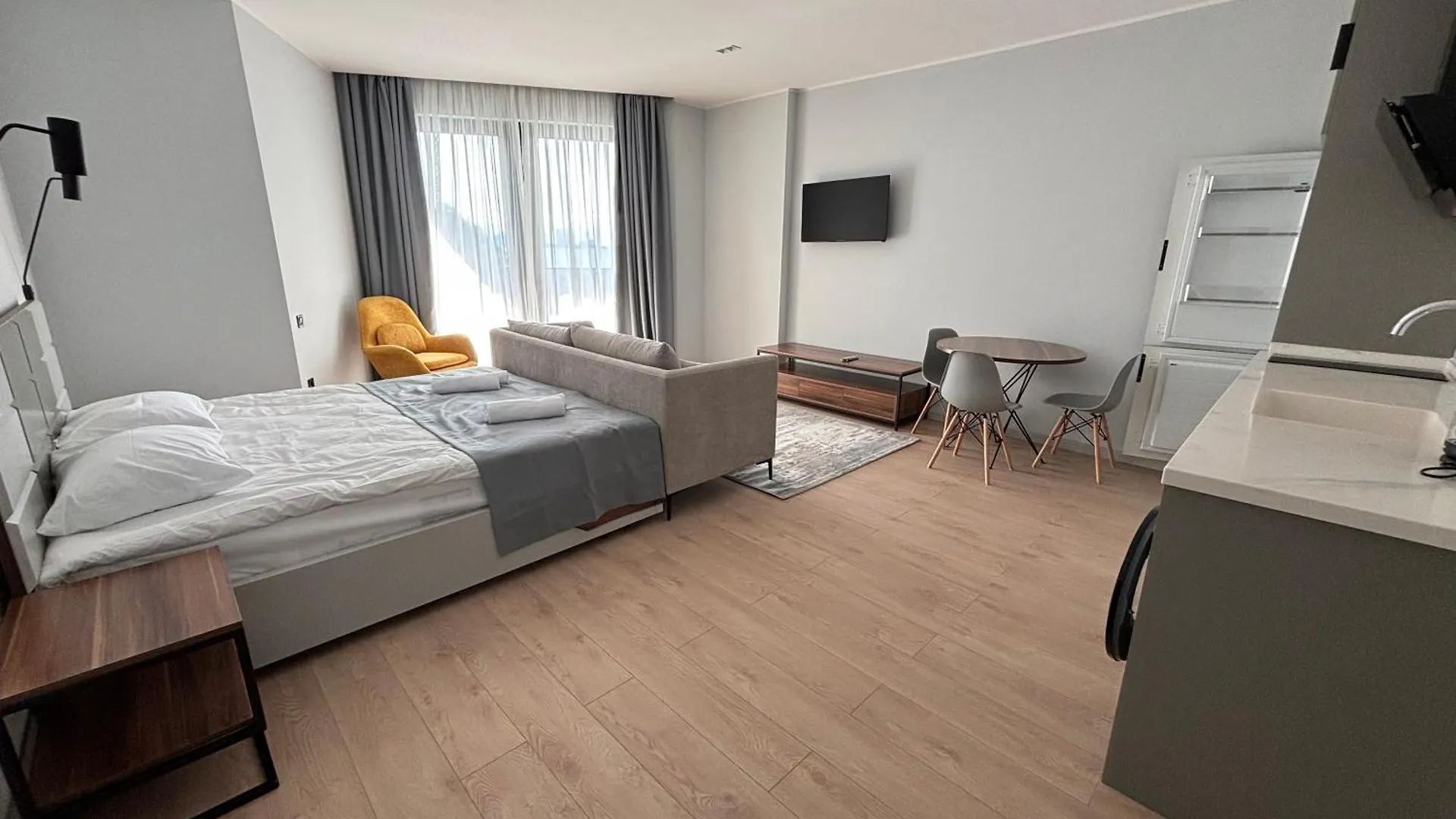 New Apartments Mziuri Gardens Batumi