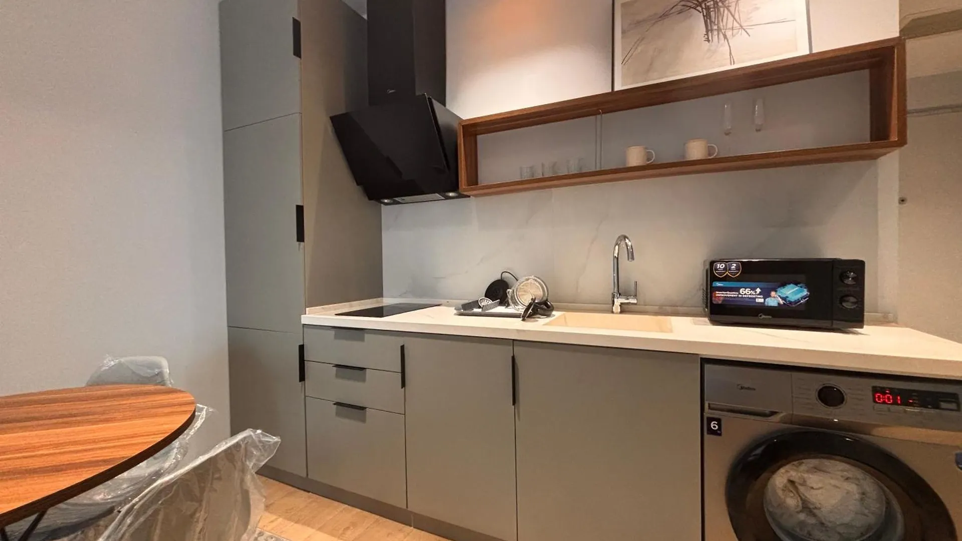 New Apartments Mziuri Gardens Batumi 0*,